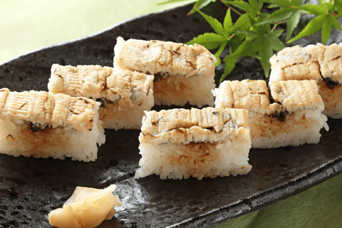 飯豊いいとよ（穴子箱寿司）